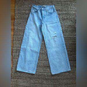 EUC Levi’s XL straight jeans